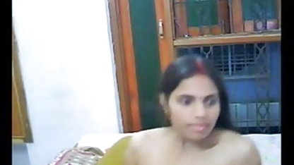 Hahal पाया एक टैटू लड़की हिंदी की सेक्सी मूवी में मोज़ा के बाद चूषण