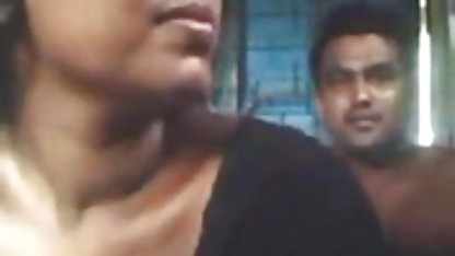 एलेक्सिस टेक्सास और बैलाडोना सूंघने के सेक्सी पिक्चर दिखाइए इंग्लिश में लिए चारों ओर एक दूसरे