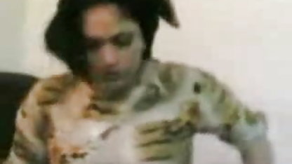 नौकरानी की मालकिन का एक गुदा डाट पाता है और एक के साथ वव सेक्स फिल्म एक नीग्रो बट में जासूसी की जा रही है