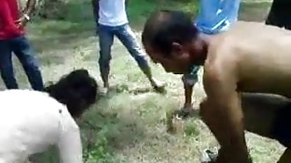 लंबे सेक्सी पिक्चर हिंदी पिक्चर फिल्म समय बालों वाली लैटिन देश की के साथ चित्रित होंठ दिखा रहा है स्तन