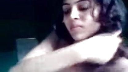 Macho लेता है दो गर्म लड़कियों में के किट्टी चाटना उनके सेक्सी फिल्म हिंदी फिल्म kitties