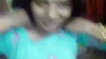 बछड़ों मेज सेक्सी हिंदी वीडियो मूवी पर एक दूसरे की मालिश और सेक्स