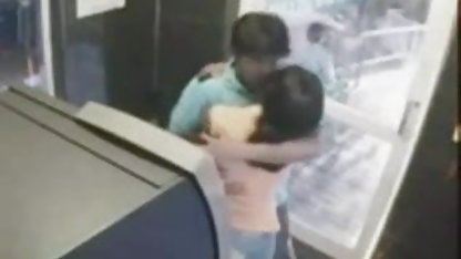 बेटे ने अपनी सेक्सी फिल्म हिंदी सेक्सी मां से कहा कि उसे