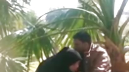 आदमी एक गर्म प्रेमिका के मांडू में फटे हिंदी वीडियो फिल्म सेक्सी वीडियो और कमिंग है