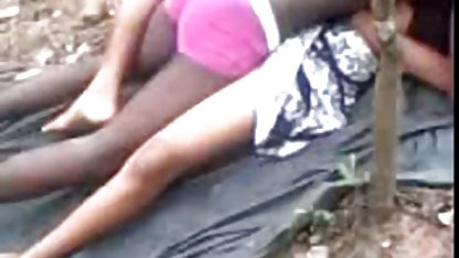 सुंदर सारा जे seduces युवा आदमी वीडियो में सेक्सी पिक्चर वीडियो पर गर्म सेक्स
