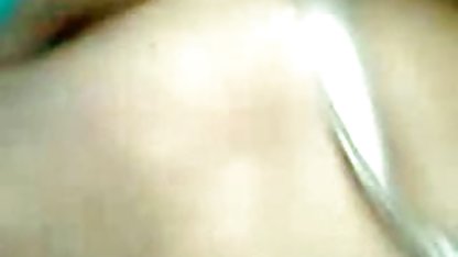 आदमी fucks कुत्ता शैली और बेकार है एक युवा लड़की सेक्सी फिल्म वीडियो में हिंदी में योनि