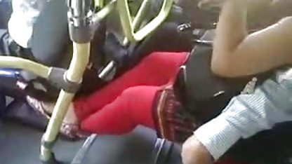 एक लड़की हिंदी में सेक्सी बीएफ मूवी के साथ रसीला बाल प्रसन्न उसके छेद के साथ एक विशाल phallus