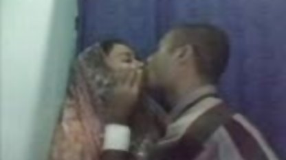 एक काले बालों वाली महिला के विदेश से हिंदी सेक्सी फिल्म गर्ल आनंद मिलता है के कास्टिंग