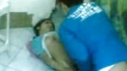 बस्टी बेब शेविंग crotch में शावर स्टाल पर सेक्सी फिल्म हिंदी में साड़ी वाली वेबकॅम