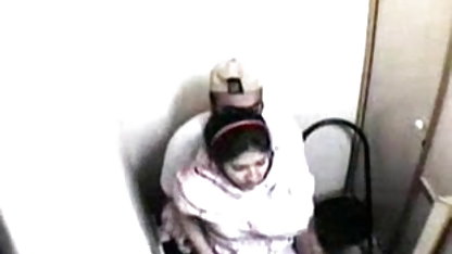 युवा सौंदर्य में सामने के के कैमरा सेक्सी हिंदी फिल्म बीएफ से पता चलता है स्ट्रिपटीज़