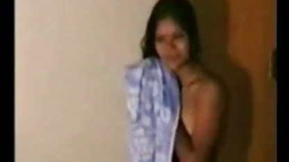 सुंदर गर्लफ्रेंड सगाई में लेस्बियन वीडियो हिंदी फिल्म सेक्सी सेक्स में सामने के एक वीडियो कैमरा