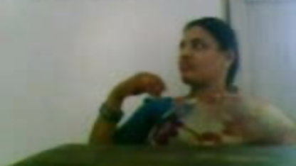 सुबह के सेक्सी वीडियो फुल मूवी समय एक आदमी खाने की मेज पर एक सेक्सी प्रेमिका थी