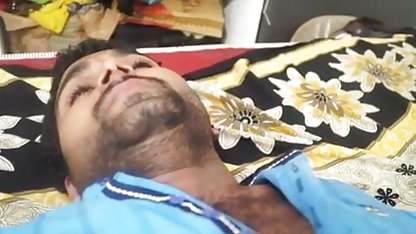 वयस्क महिला के साथ ठाठ शरीर caresses खुद में के हिंदी पिक्चर वीडियो सेक्सी स्नानघर लेने के एक शॉवर