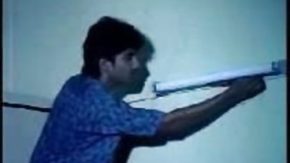 आदमी हिंदी में सेक्सी पिक्चर हिंदी में सेक्सी पिक्चर fucks एक युवा सचिव पर के रिसॉर्ट