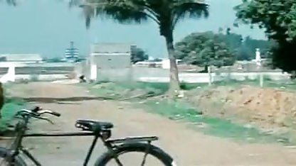 एक सुंदर सेक्सी में हिंदी पिक्चर फिल्म रूसी लड़की के मुंह में बजाय एक घोड़े